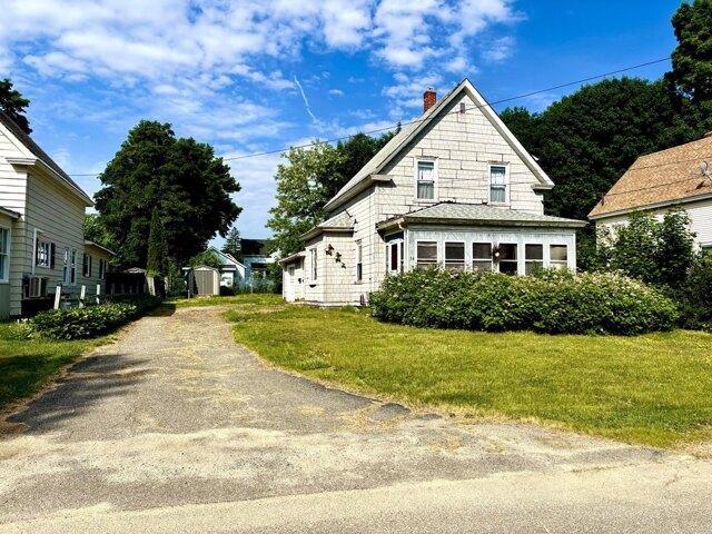 3 bedroom, Millinocket ME 04462 105576451