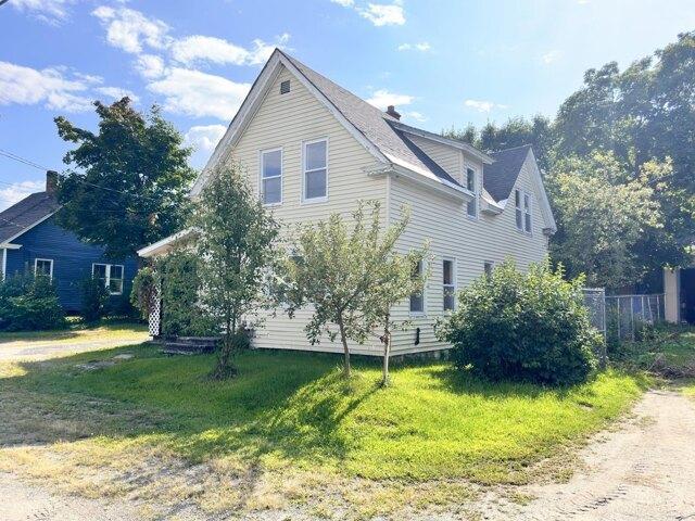 3 bedroom, Millinocket ME 04462 105577250