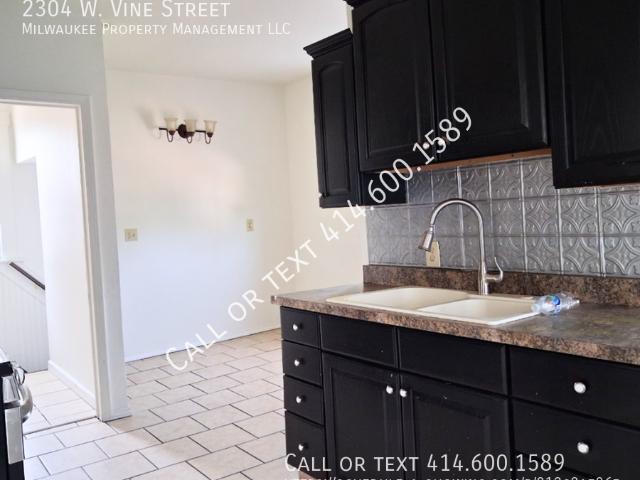 3 bedroom, Milwaukee WI 53205 104820474