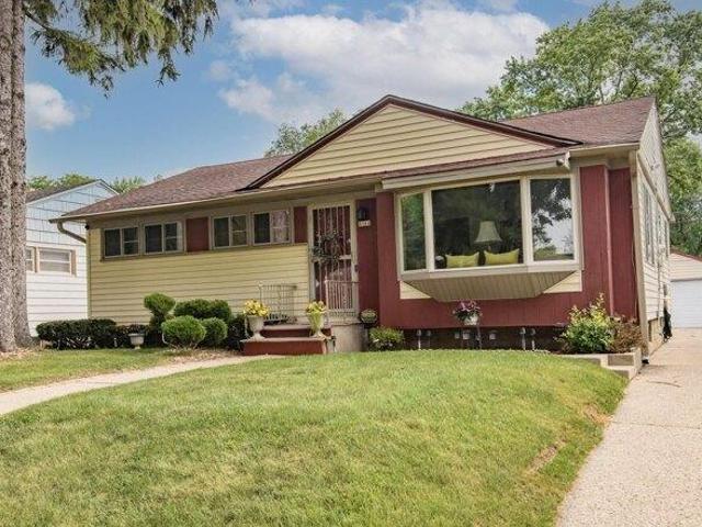 3 bedroom, Milwaukee WI 53218 LS103500797