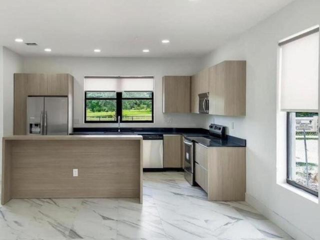 3 bedroom, Miramar FL 33023 105901606