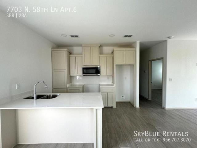 3 bedroom, Mission TX 78745 105666426