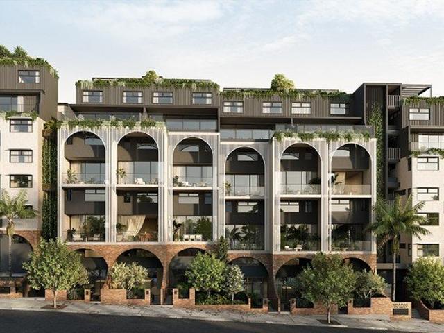 3 bedroom + Multi Purpose Room with prime Northern aspect and views