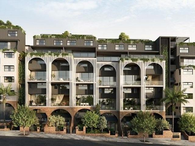 3 bedroom + Multi Purpose Room with prime Northern aspect and views