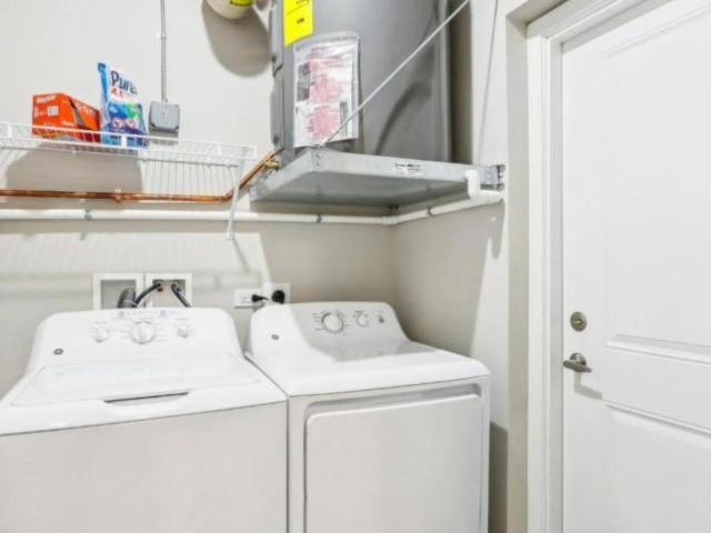 3 bedroom, Mundelein IL 60060 104455152