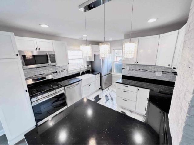 3 bedroom, Munster IN 46321 105018407