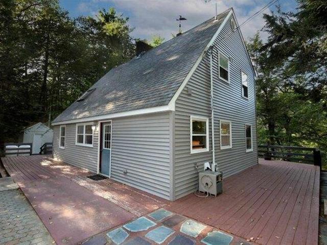 3 bedroom, Nottingham NH 03290 104150936
