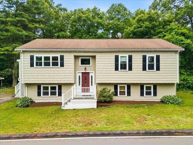 3 bedroom, Norton MA 02766 105402094