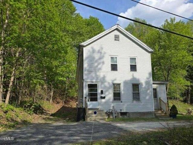 3 bedroom, North Adams MA 01247 104853410