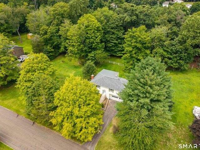 3 bedroom, North Branford CT 06471 105579608