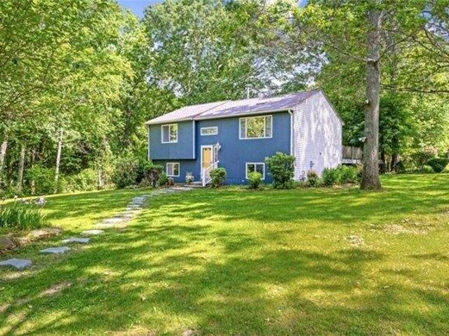 3 bedroom, North Kingstown RI 02852 105588451