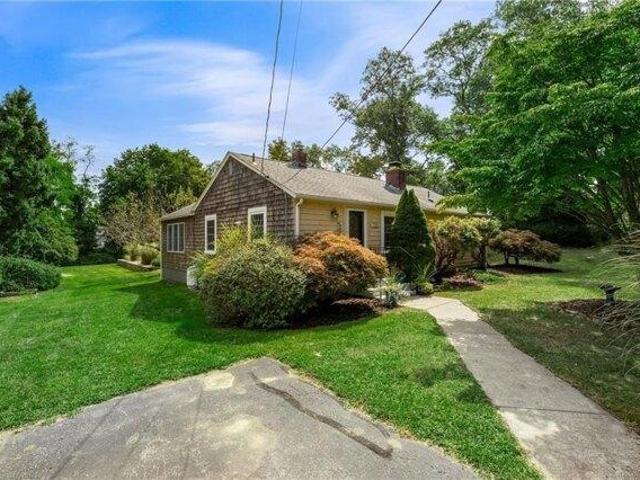 3 bedroom, North Kingstown RI 02874 105515874