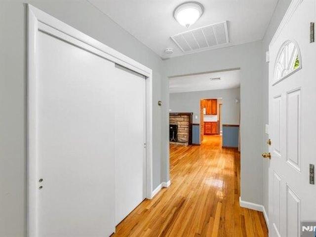 3 bedroom, North Haledon NJ 07508 105256109