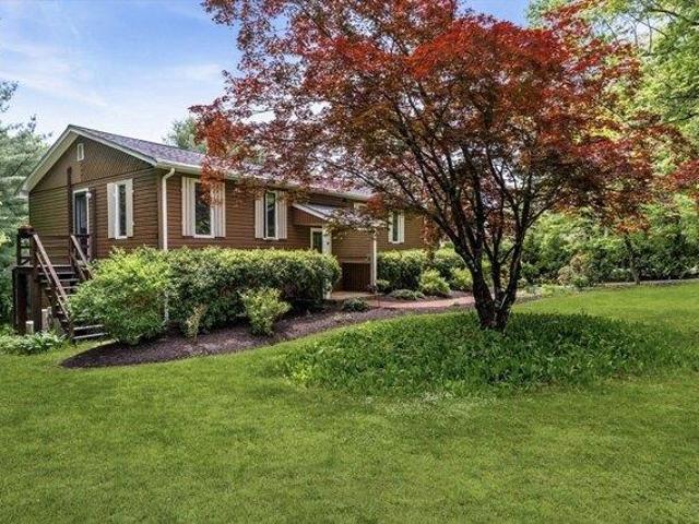 3 bedroom, Northampton MA 01062 104510756