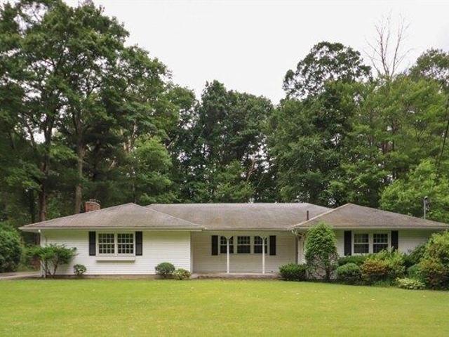 3 bedroom, Northbridge MA 01588 104410006