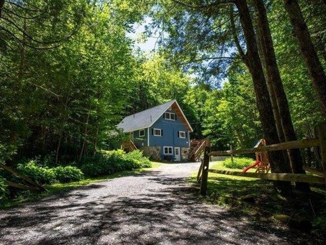 3 bedroom, Northfield MA 01360 104568357