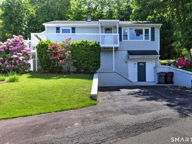 3 bedroom, Naugatuck CT 06770 104651446