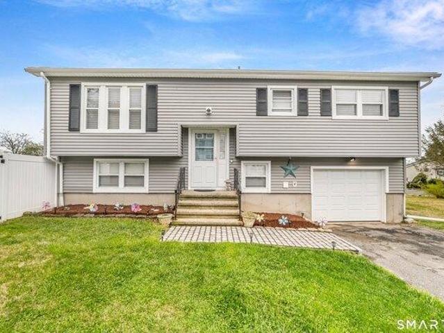 3 bedroom, Naugatuck CT 06770 104692349