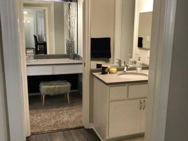 3 bedroom, Naperville IL 60563 106160937