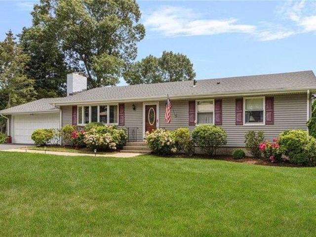 3 bedroom, Narragansett RI 02882 104792274