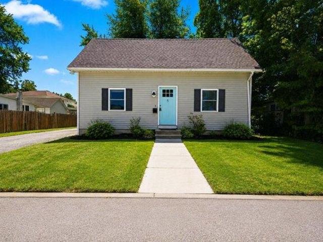 3 bedroom, Nashua NH 03060 105418425