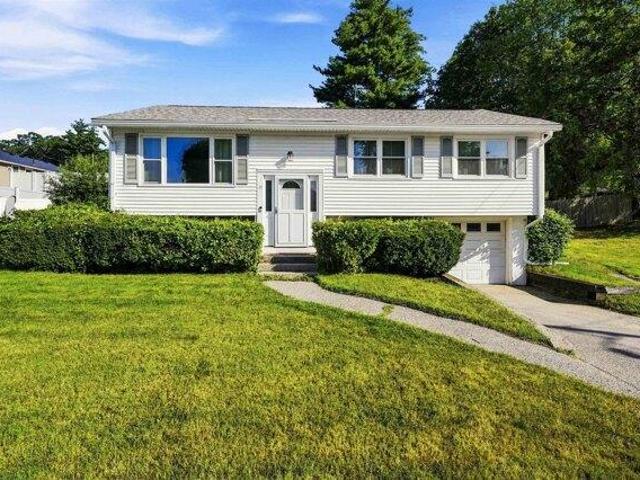 3 bedroom, Nashua NH 03063 104542164