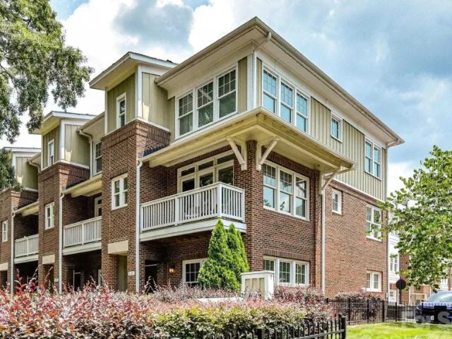 3 bedroom, NC NC 02808 102770979