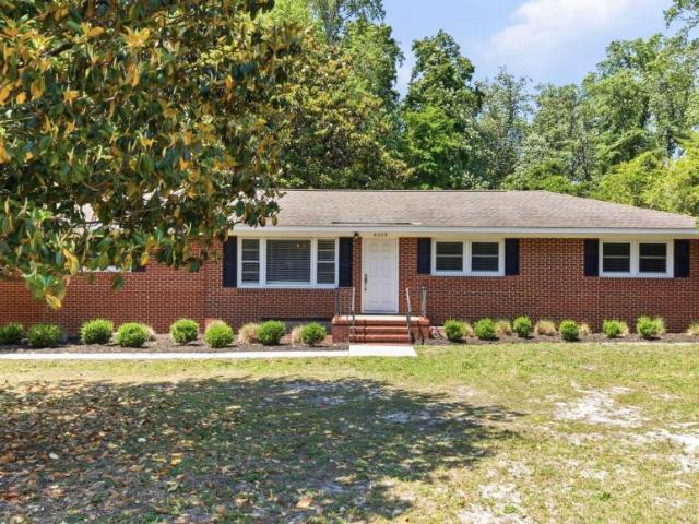 3 bedroom, NC NC 102553549
