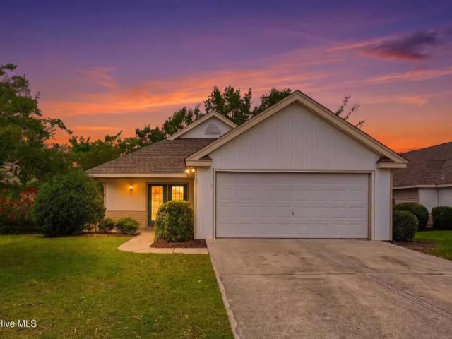 3 bedroom, NC NC 102770981