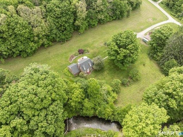 3 bedroom, New Milford CT 06776 104512694