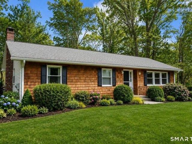 3 bedroom, New Milford CT 06776 105561302