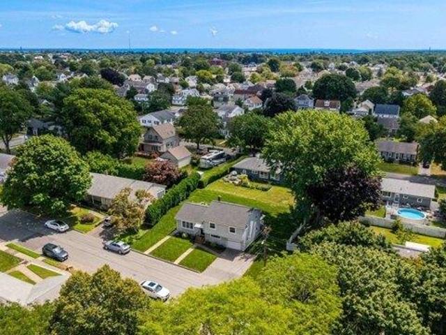 3 bedroom, New Bedford MA 02740 105400017