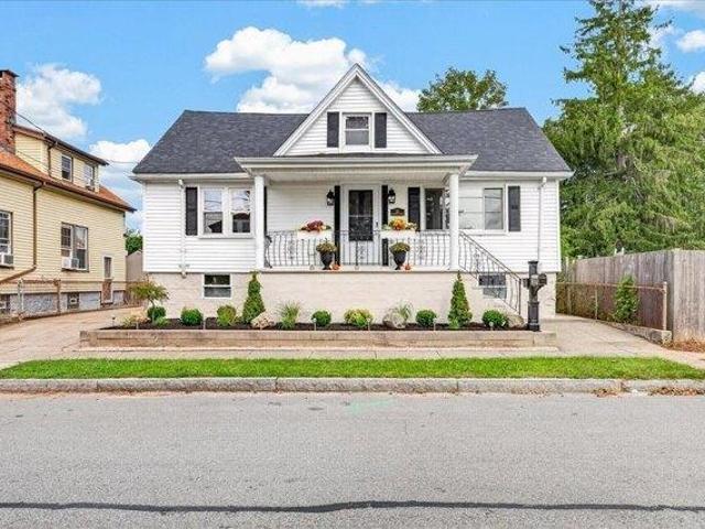 3 bedroom, New Bedford MA 02740 105710643
