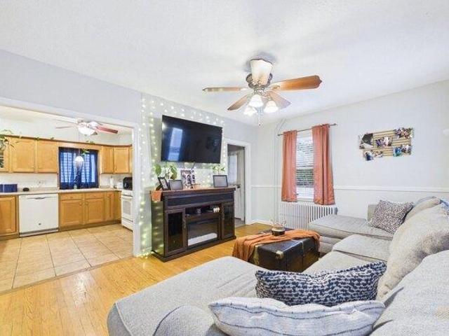 3 bedroom, New Bedford MA 02740 105713586