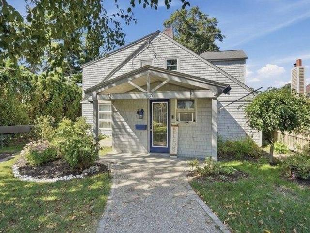 3 bedroom, New Bedford MA 02745 105651940