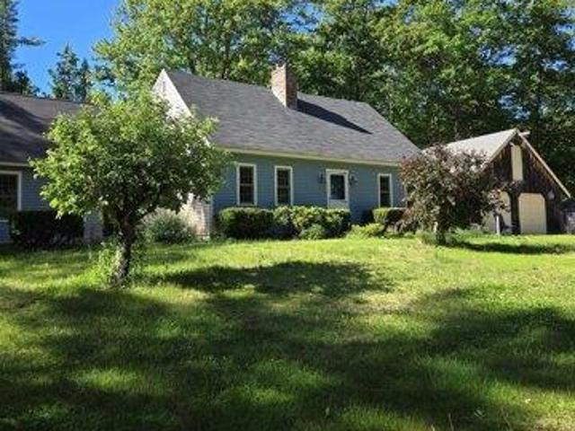 3 bedroom, New Boston NH 03070 105427133