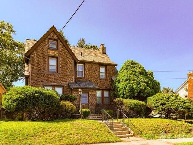 3 bedroom, New Brunswick NJ 08901 105278858