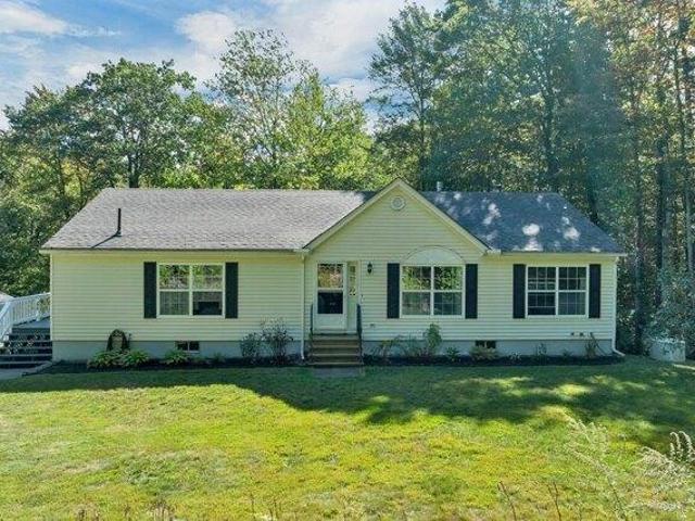3 bedroom, New Durham NH 03855 105647877