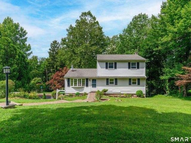 3 bedroom, New Fairfield CT 06812 104852857