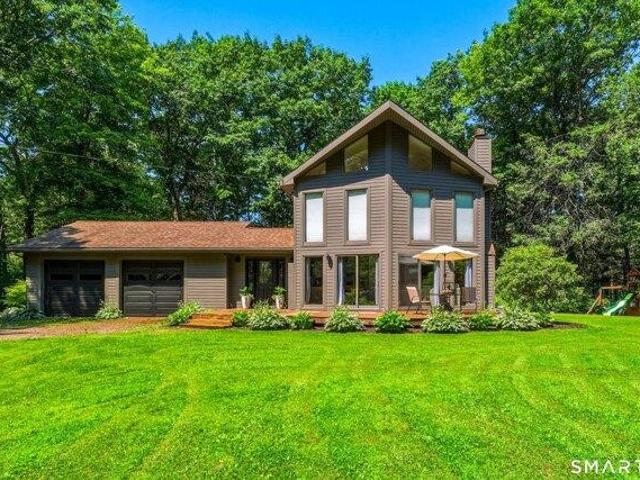 3 bedroom, New Hartford CT 06057 104331072