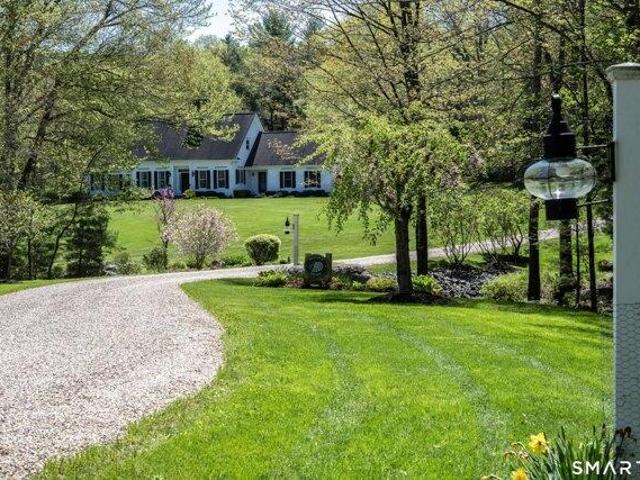 3 bedroom, New Hartford CT 06057 104331144