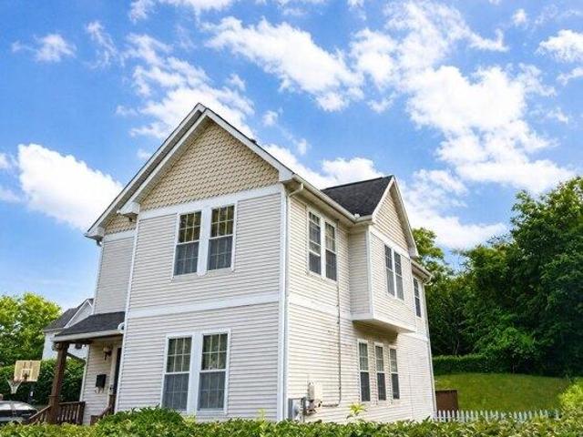 3 bedroom, New Haven CT 06511 104652834