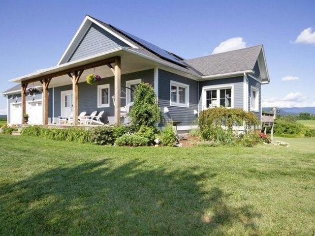3 bedroom, New Haven VT 05472 105658632