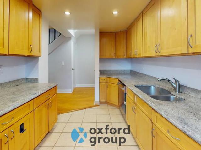3 bedroom, NEW YORK NY 10022 106263438