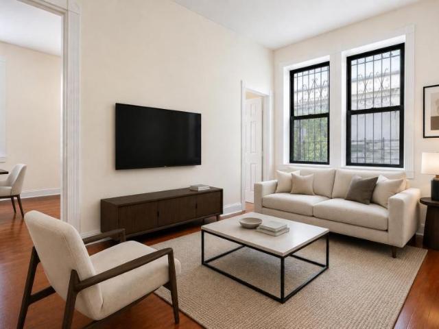 3 bedroom, New York NY 10032 104848599