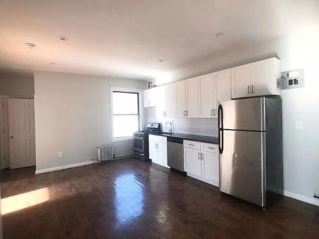 3 bedroom, New York NY 10034 102859821