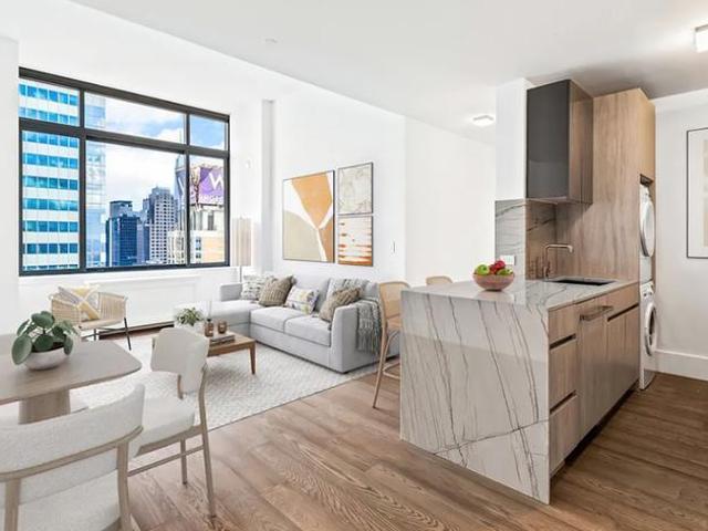 3 bedroom, New York NY 10036 LS92192713