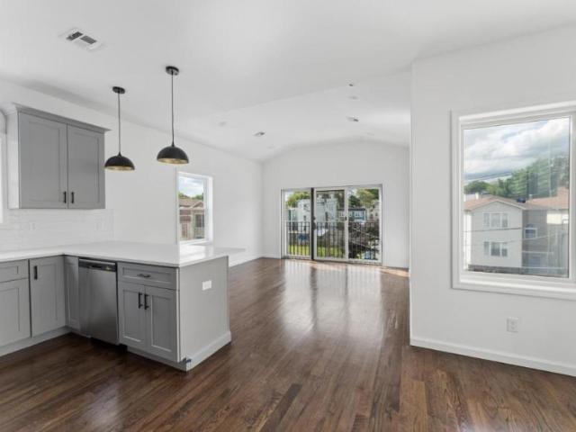3 bedroom, Newark NJ 07112 106219643