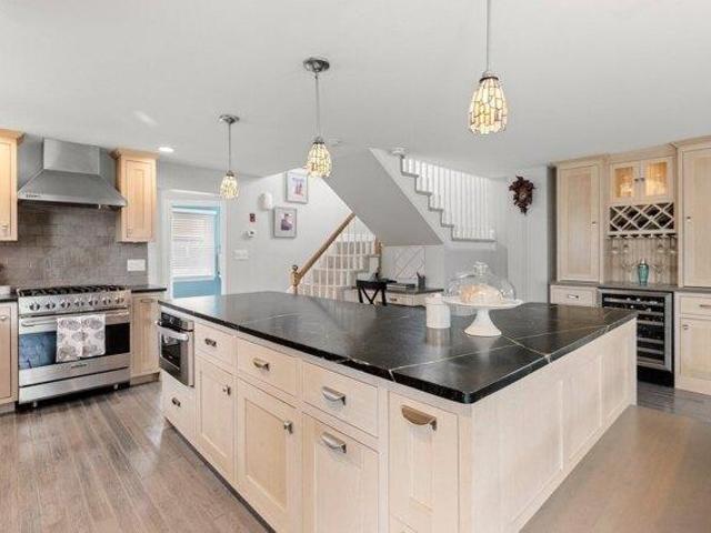 3 bedroom, Newburyport MA 01950 105403397