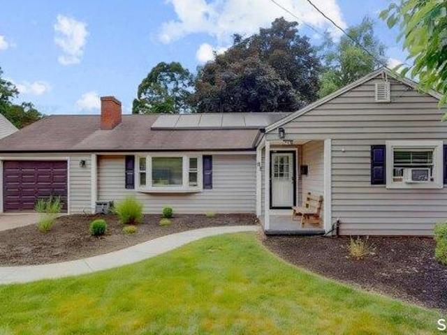 3 bedroom, Newington CT 06111 104809277